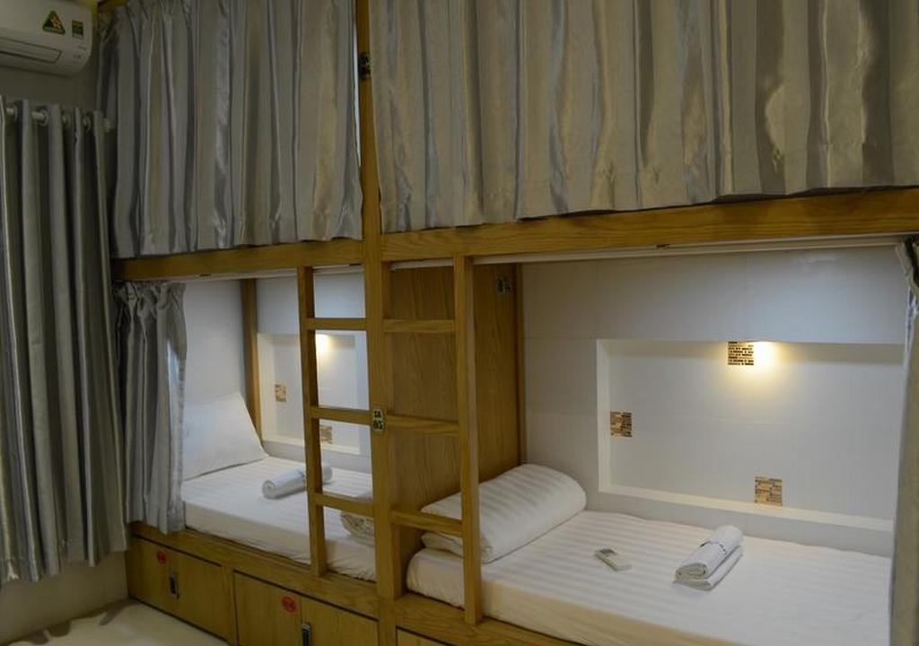 Vintage Hostel Saigon Хошимин Экстерьер фото