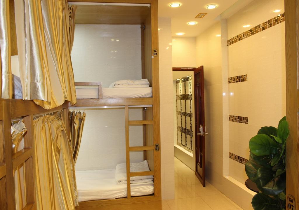 Vintage Hostel Saigon Хошимин Экстерьер фото