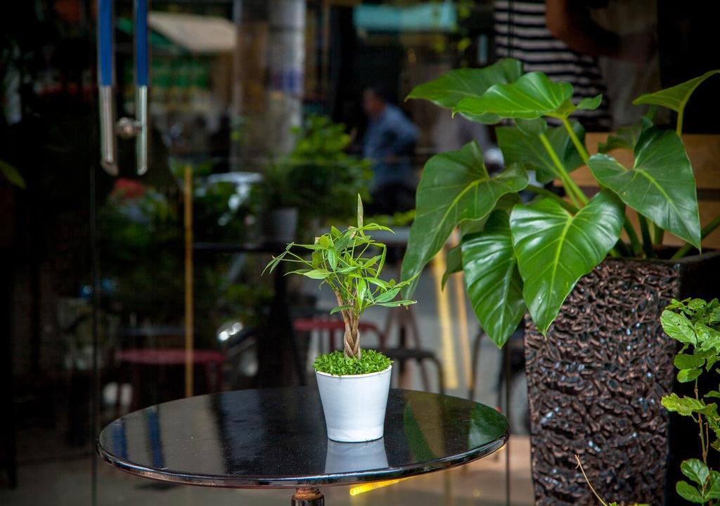 Vintage Hostel Saigon Хошимин Экстерьер фото