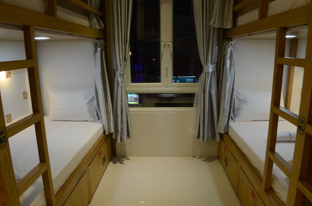 Vintage Hostel Saigon Хошимин Экстерьер фото