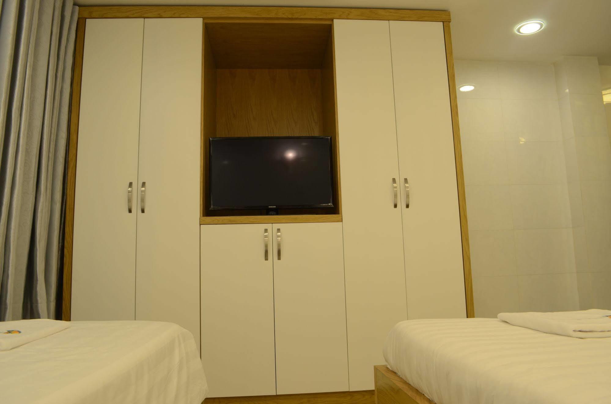 Vintage Hostel Saigon Хошимин Экстерьер фото