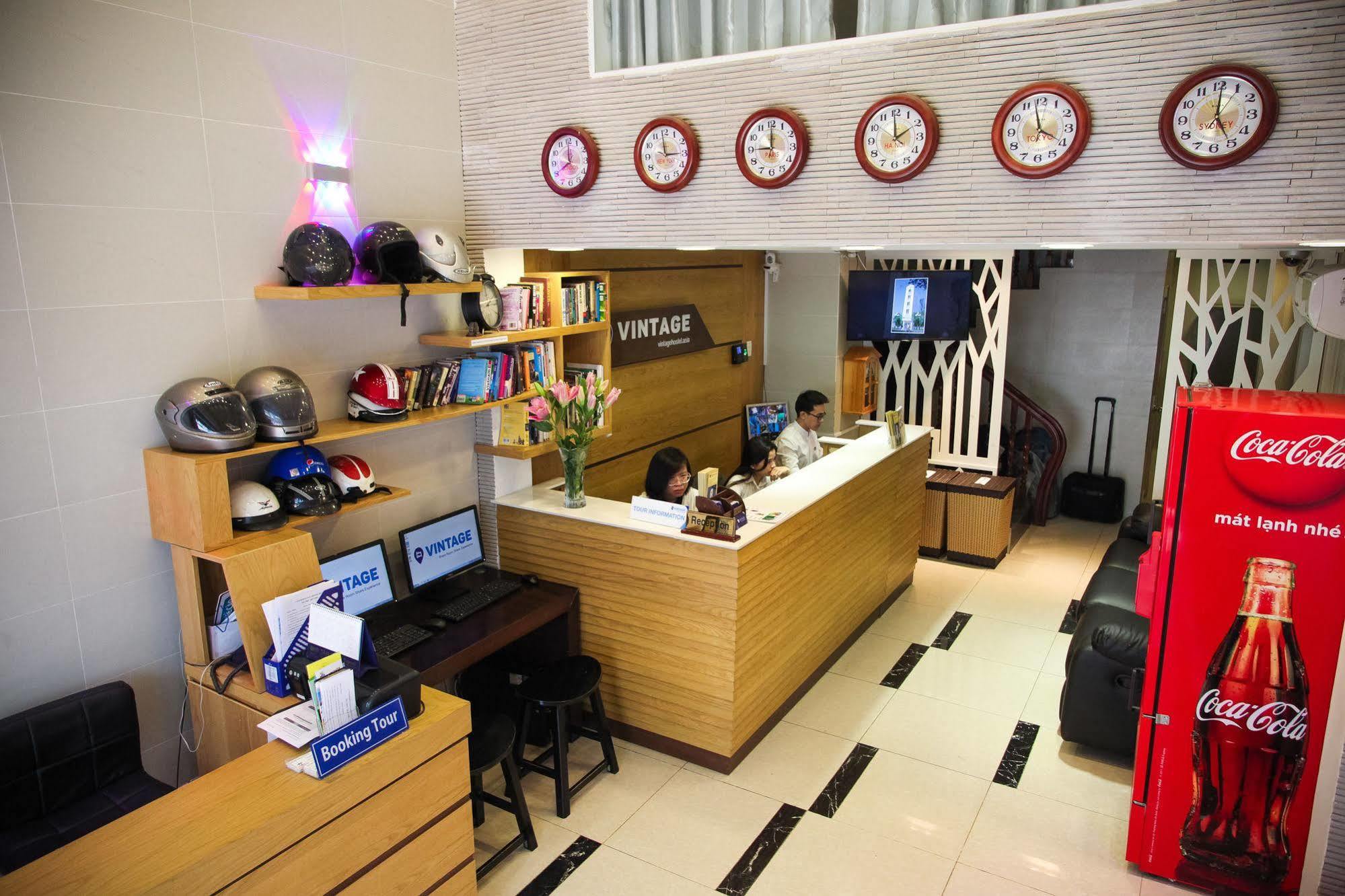 Vintage Hostel Saigon Хошимин Экстерьер фото